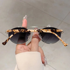 Oval Sunglasses Women Luxury Fashion Glasses Vintage Sunscreen Shades